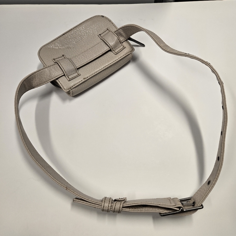 Matt & Nat Park Koalam (Beige) Dwell Collection Vegan Belt Bag - Picture 5 of 8